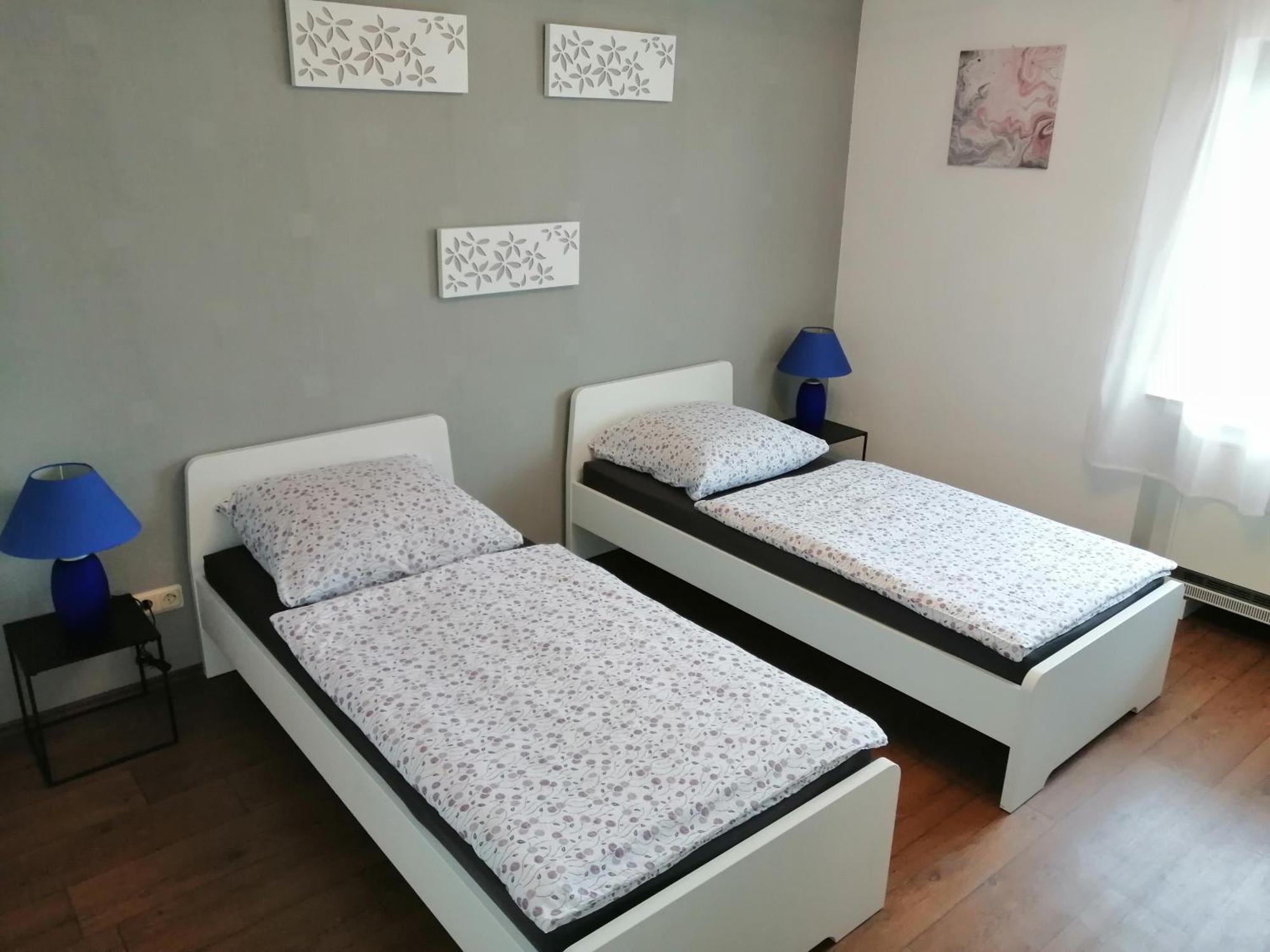 Haus Mohr - Ferienwohnung Im Taunus Weilmunster Esterno foto
